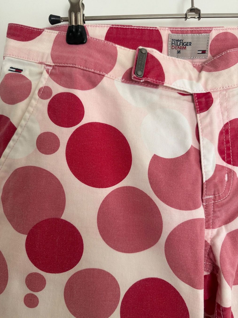 Tommy Hilfiger Hosen: BERMUDA SHORTS TOMMY HILFIGER GR.M – Gebraucht aus Steg im Tösstal von goldlionfree 1
