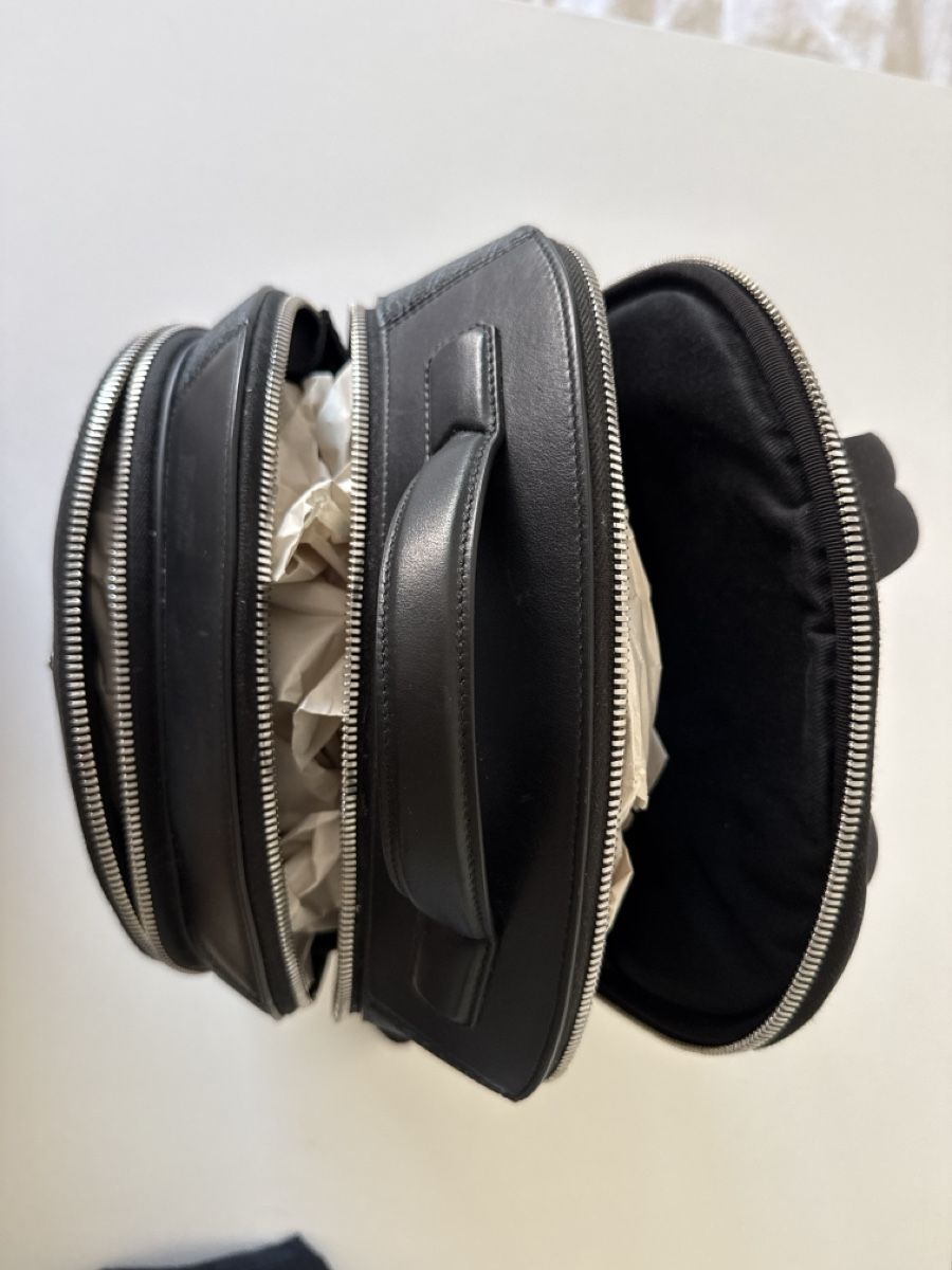 Montblanc Zaini: Sac à dos MONTBLANC M_Gram 4810, bleu. – Nuovo e nell'imballaggio originale da Cartigny venduto da Kelly.11 6