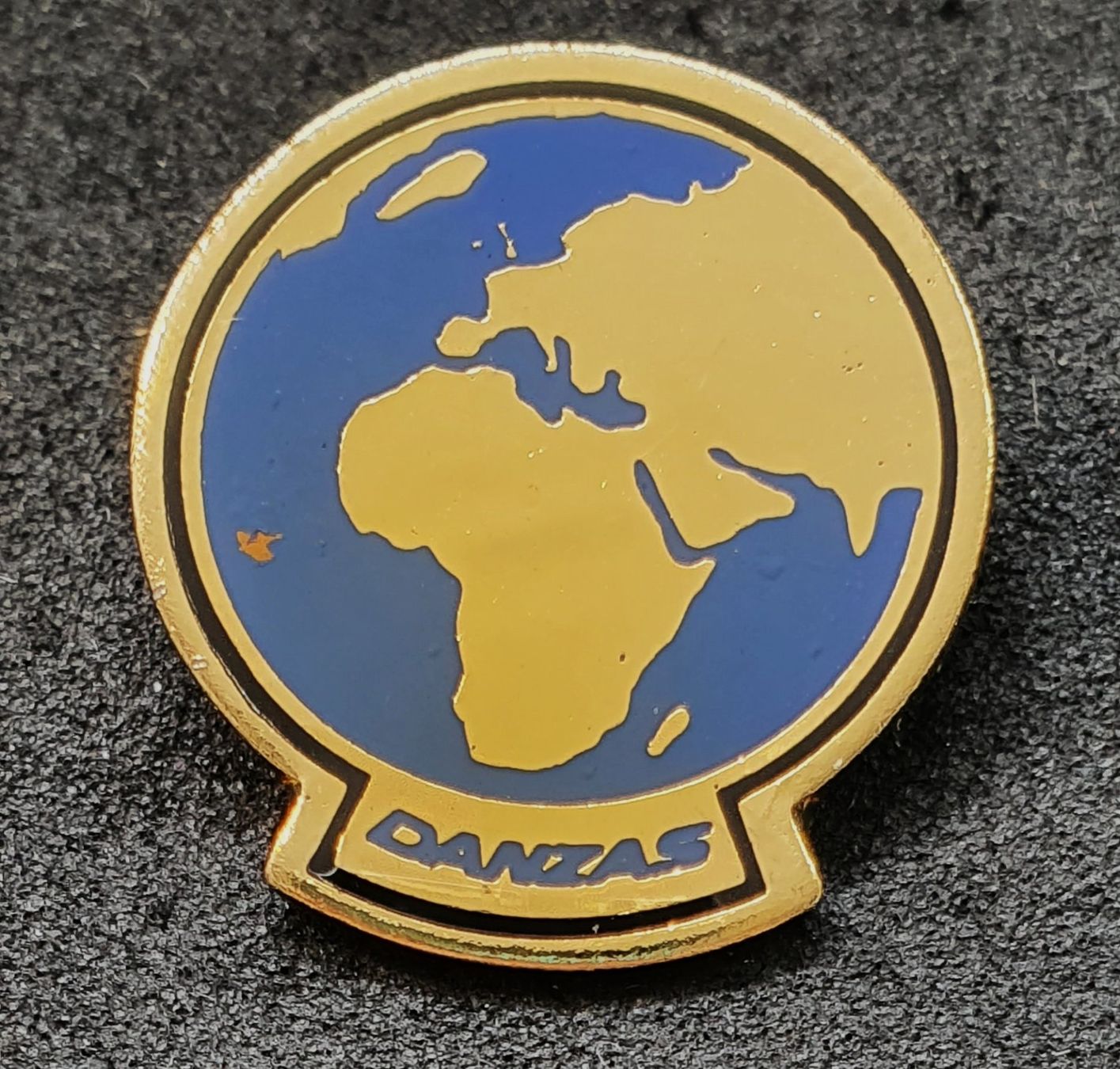 Placchette & Badge: BB947 - Pin Globus Erdkugel DANZAS – Usato da Reinach BL venduto da Boston-Verkauf
