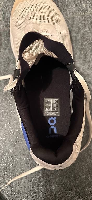 Scarpe da uomo: ON Cloudrift 42.5 – Usato da Bellinzona venduto da Cat_e_t 3