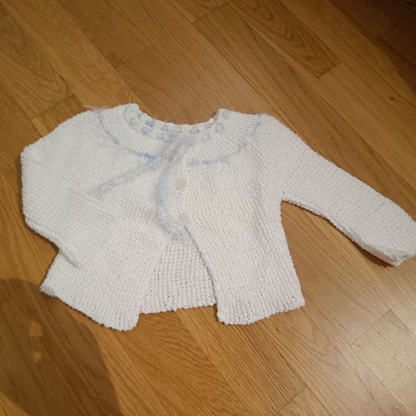 Jacken & Mäntel: Strickjacke Grösse 74 – Gebraucht aus Jaberg von urig17.