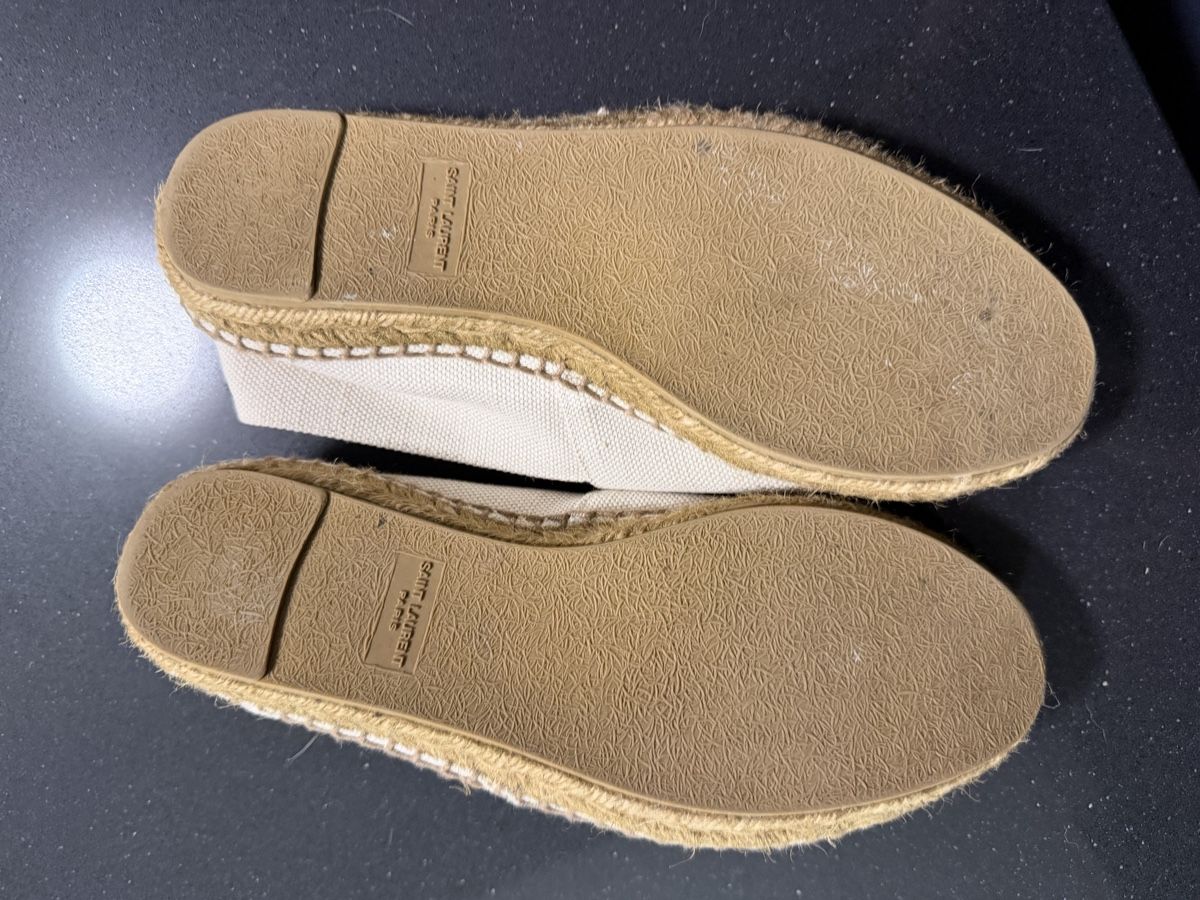 Saint Laurent Scarpe da donna: Saint Laurent Espadrilles beige Grösse 37 – Usato da Beringen venduto da Edu-Nati 1
