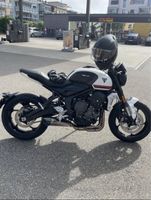 Triumph Trident 660 con scarico zard,6500km