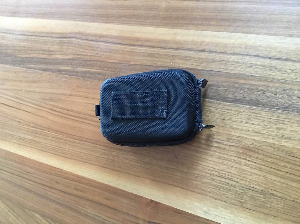 Astucci : Fotoapparat-Etui – Usato da Hirzel venduto da eri_x9g7 2