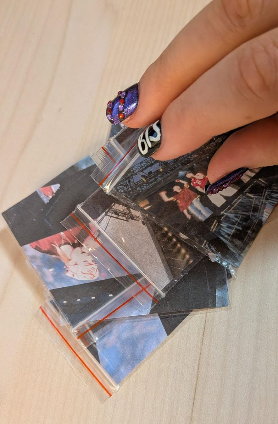 Sammelbilder & Trading cards: BTS Original-Konfetti – Gebraucht aus  von  2
