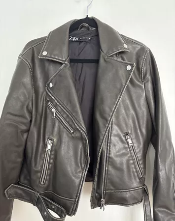 Lederjacke Zara Kunstleder Kakigrün Grösse M