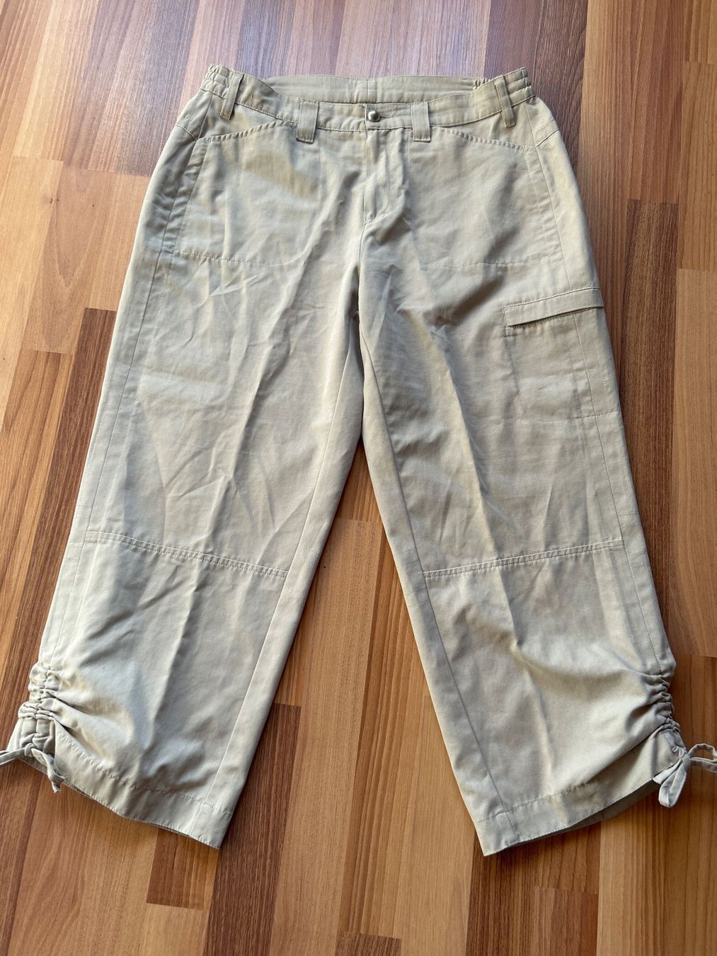 Pantaloni: Dreiviertel Hosen Grösse 44 – Usato da Villnachern venduto da RicardoMary