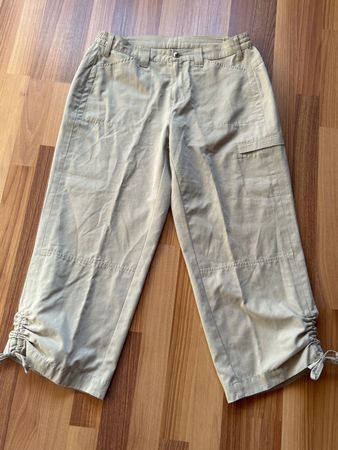 Dreiviertel Hosen Grösse 44