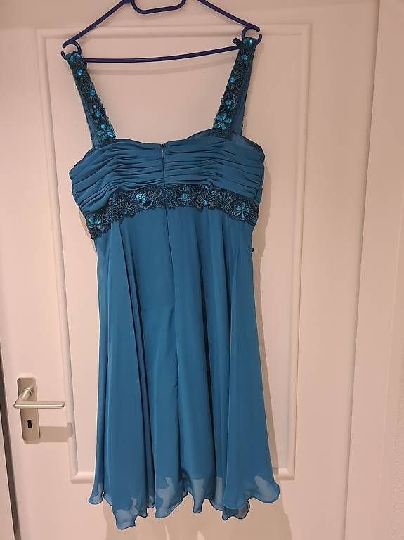 Kleider: Abendkleid mit Stola -1x getragen. – Gebraucht aus Ostermundigen von Sae_jr78 2