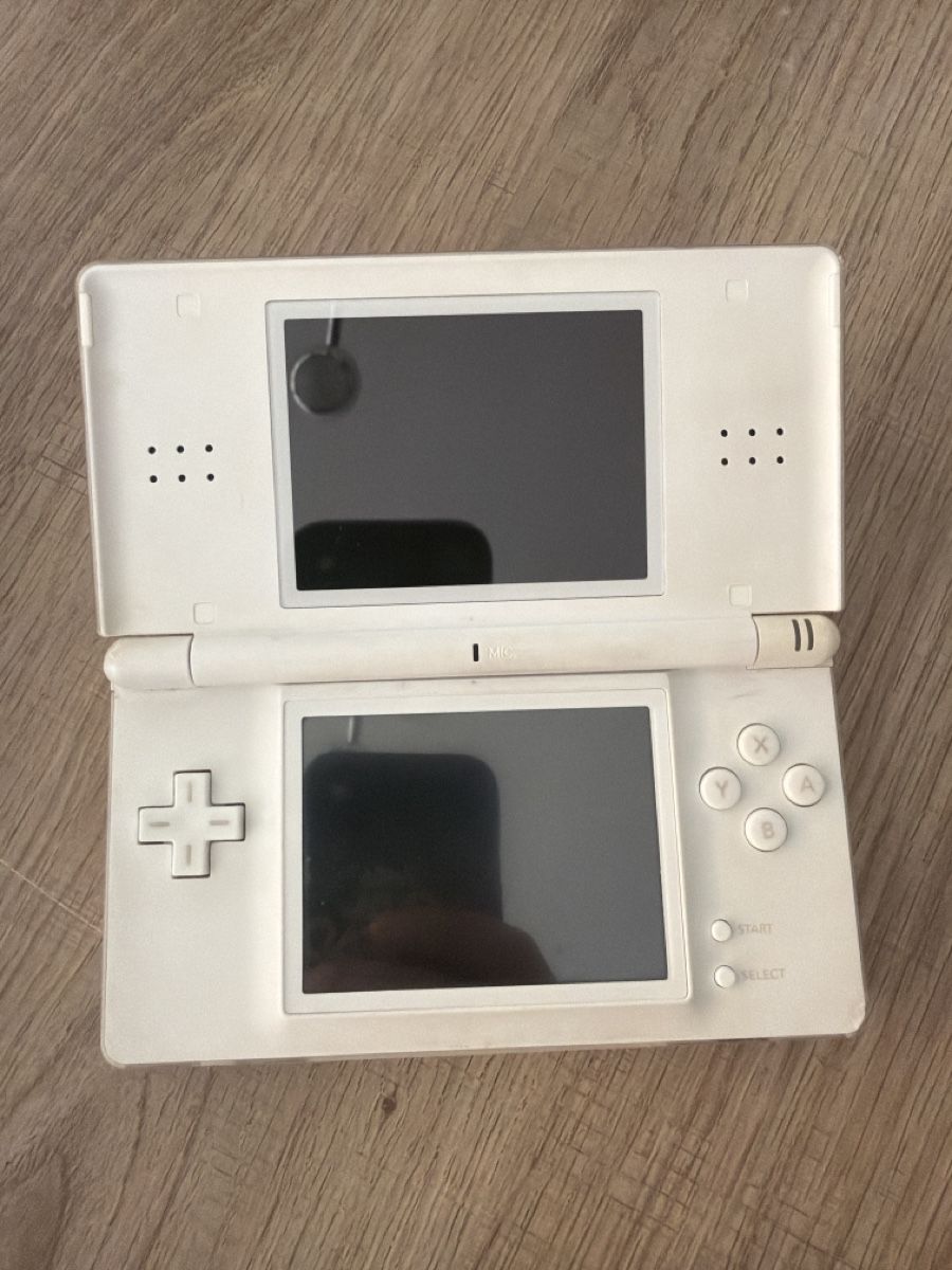 Nintendo Konsolen: Nintendo DS Lite Weiss – Gebraucht aus Hagendorn von masterchieff 1