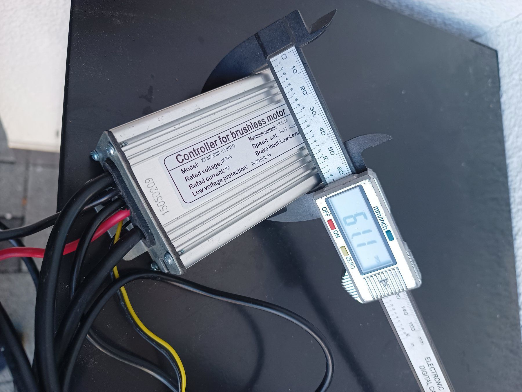 Componenti elettronici: Ebikesteuerung EBikecontoller  Controller Ebike 18 A 36 V – Usato da Wetzikon ZH venduto da Ikarus-ebike 2