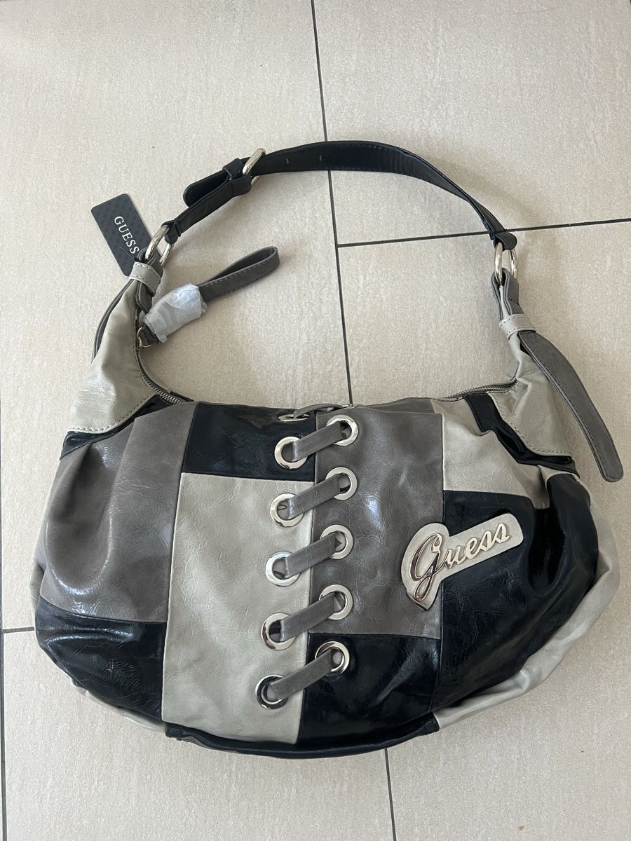 Borse da donna: Guess Tasche – Nuovo e nell'imballaggio originale da witterswil venduto da Bargo