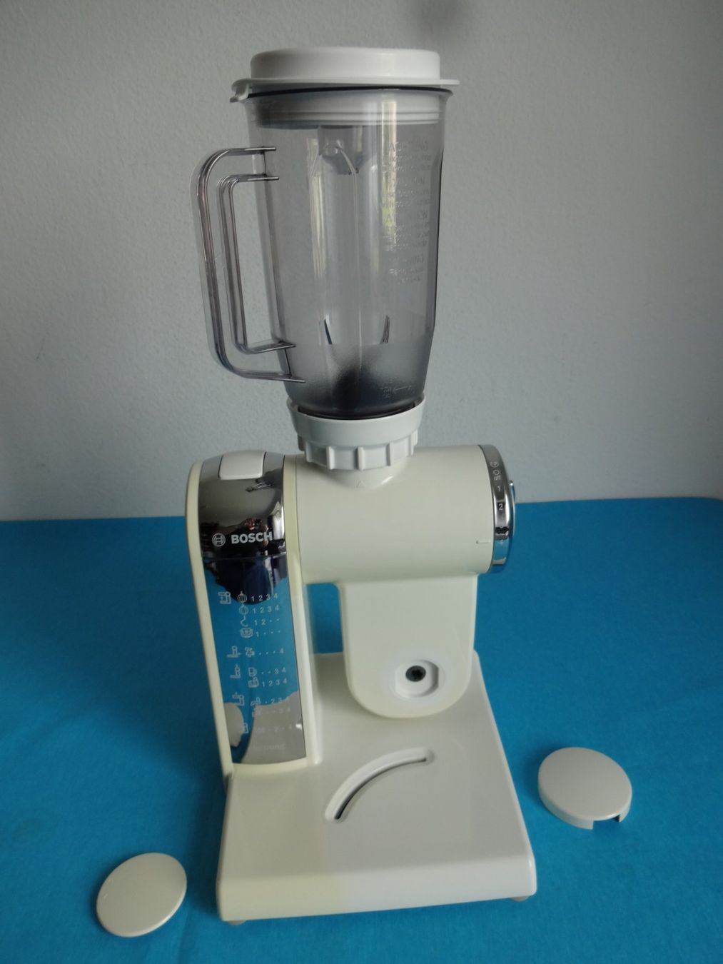 Bosch Elettrodomestici da cucina: * BOSCH - electronic * MUM 46 / 550 Watt – Usato da Frauenfeld venduto da Riaa 3