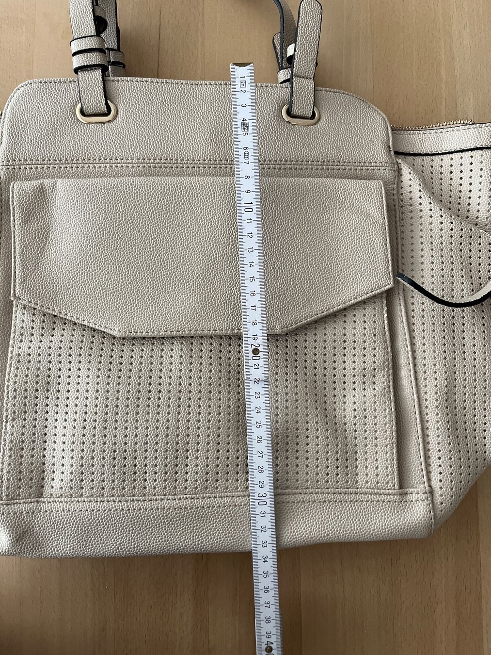 Maddison Borse da donna: Schultertasche von maddison – Nuovo (secondo la descrizione) da Dietikon venduto da na_129 4