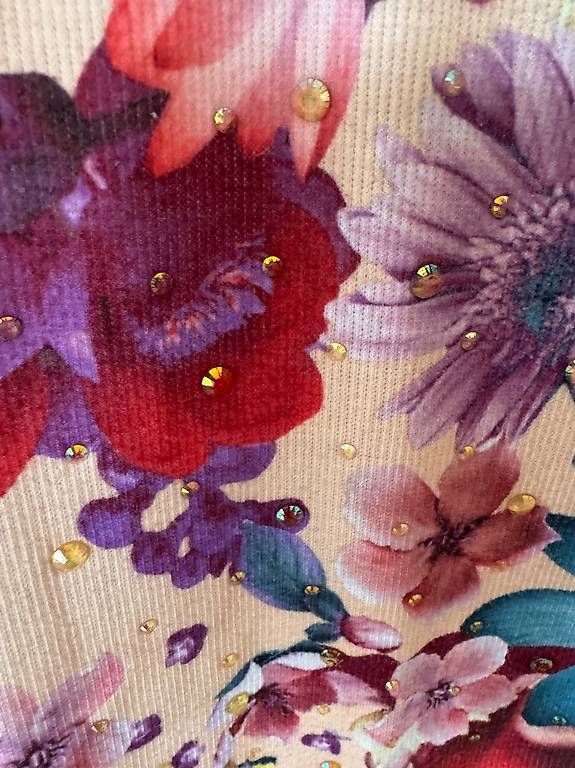 Top: Schnäppchen: Tank Top mit Blumenmuster, ca. Gr. M – Usato da Luzern venduto da La_sfinge 2