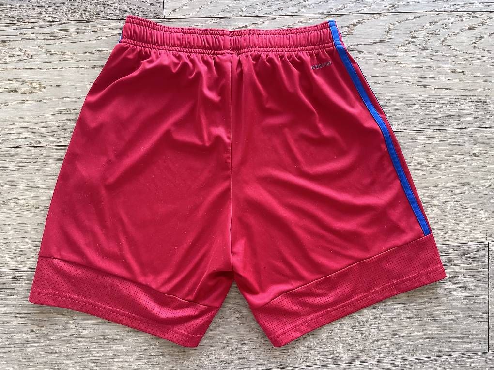 Adidas Pantaloni: FC BASEL / FCB original Hosen – Usato da Thalwil venduto da Suleigl 1
