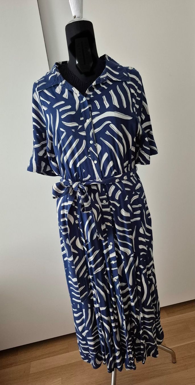 H&M Vestiti: H&M Kleid grösse L super leicht – Usato da Lumino venduto da columbs