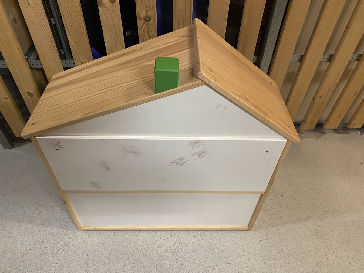 Ikea Case e mobili per bambole: Ikea Holzpuppenhaus mit Inhalt – Usato da Uster venduto da muse70 3