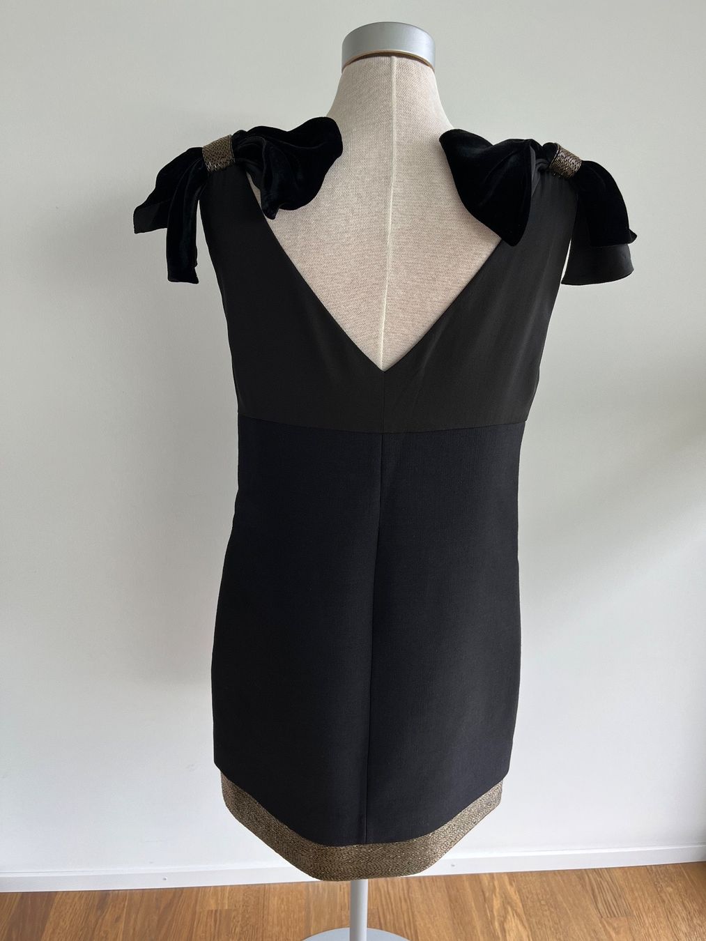 Vestiti: EMILIO PUCCI Kleid bestickt Gr. 36 - NEU – Nuovo e nell'imballaggio originale da Zollikofen venduto da spunk65 2
