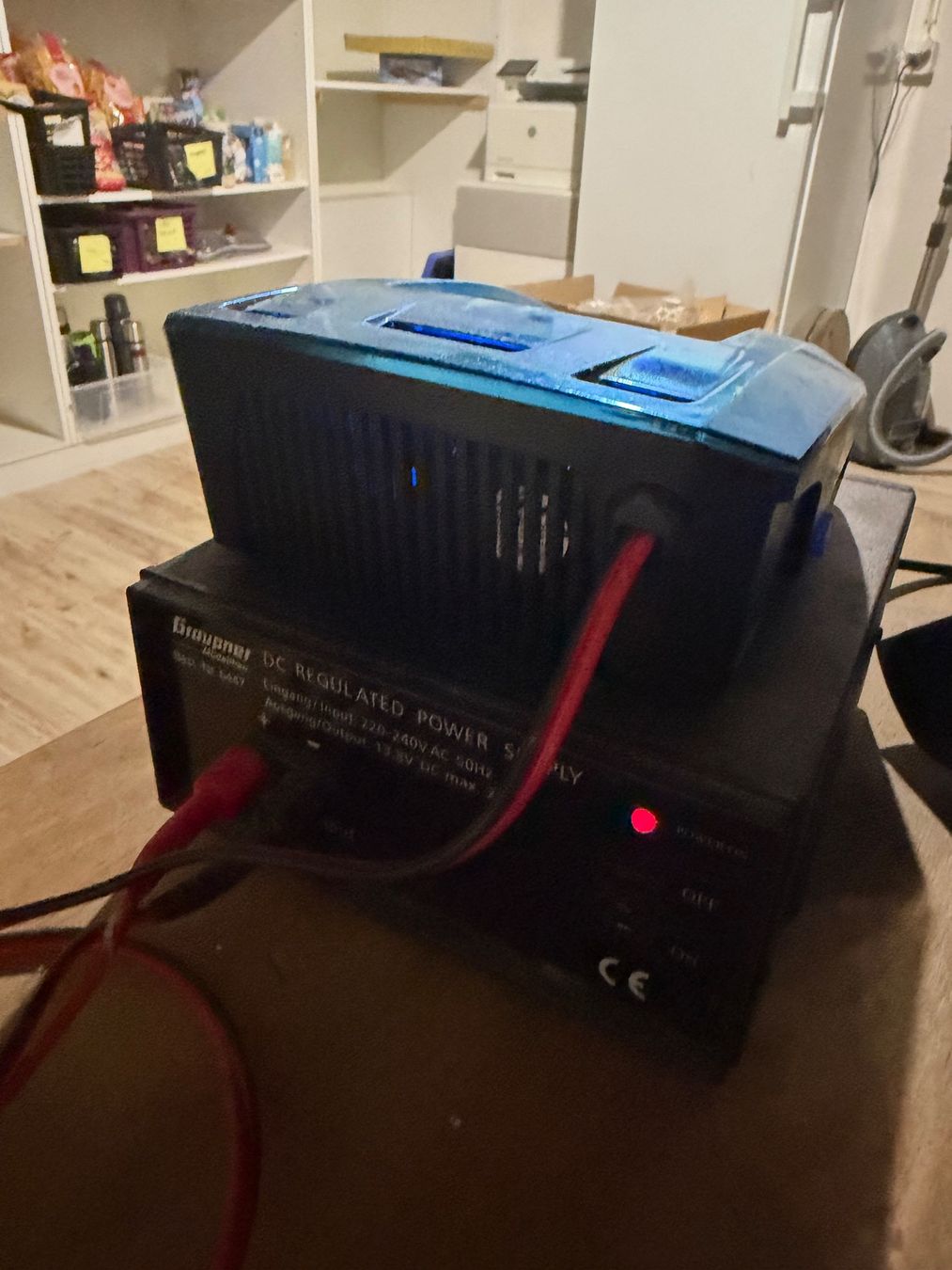 LRP Accus, Chargeurs & Blocs d'alimentation: LRP Pulsar Touch Competition Ladegeraet mit Zubehoer – D'occasion à Horw par mizingg 5