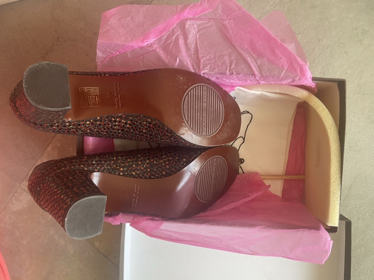 Scarpe da donna: Chaussures Chie Mihara – Nuovo e nell'imballaggio originale da Lausanne venduto da jom_9llz 1