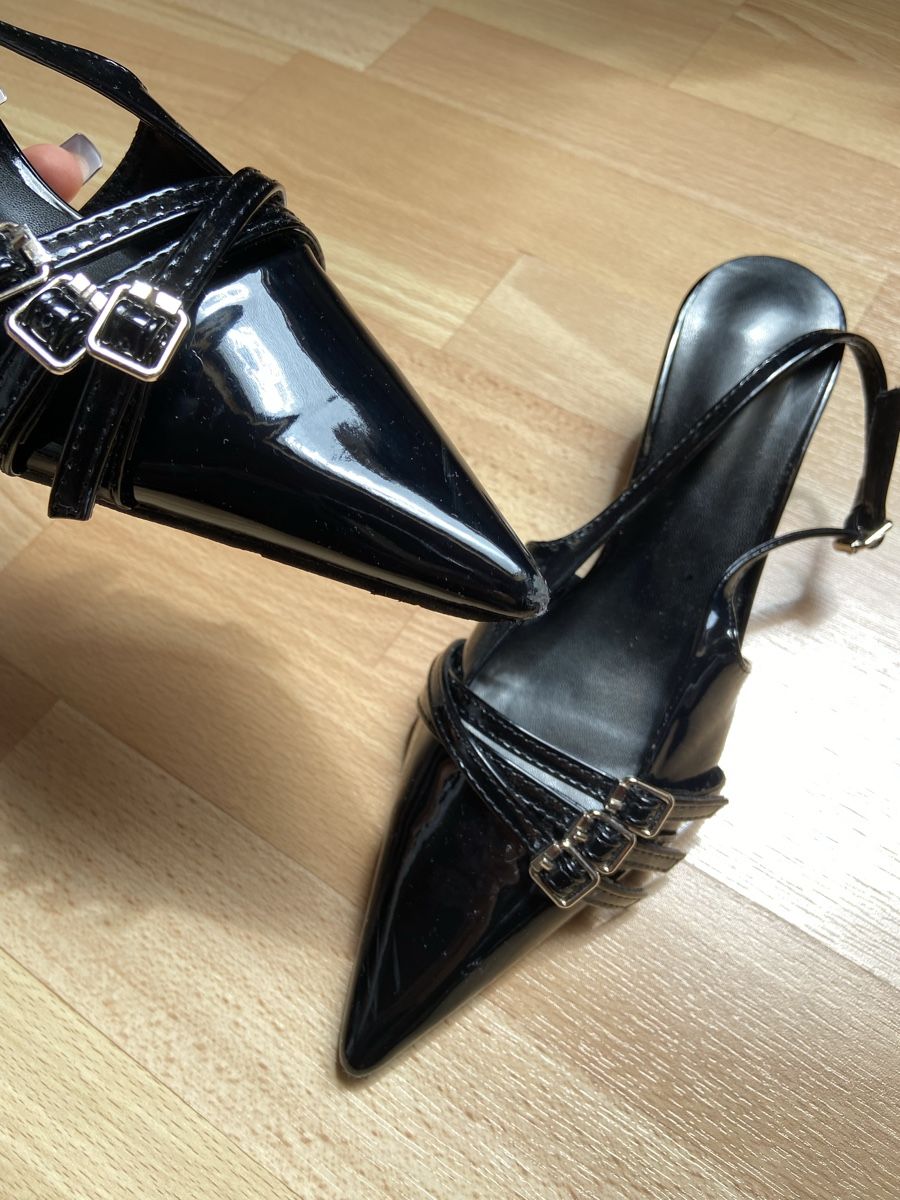 Shein Scarpe da donna: Kitten heels noir verni, talons 4.5cm – Usato da Mont-sur-Lausanne venduto da lau_2775 1