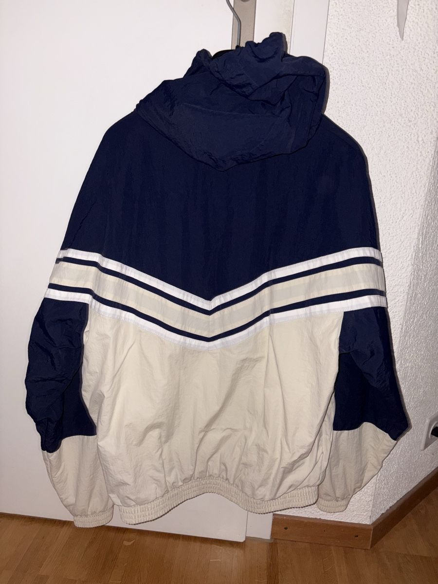 Pull&Bear Jacken: Unisex leichte Jacke – Gebraucht aus Zürich von Malika00 1