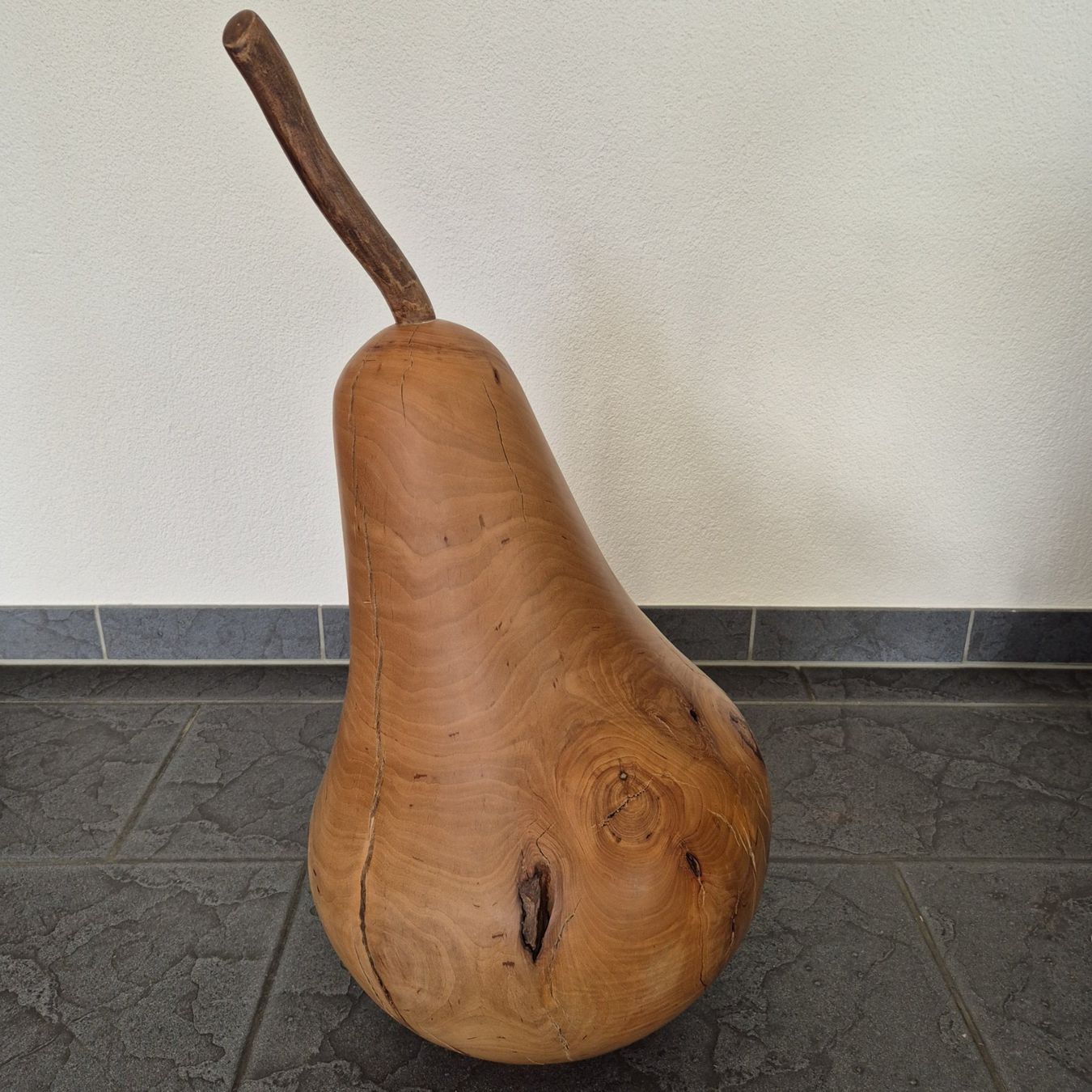 Sculture & Statue: Birne aus Birnbaumholz Ø 36.5 cm – Nuovo (secondo la descrizione) da Ottenbach venduto da WoodGallery