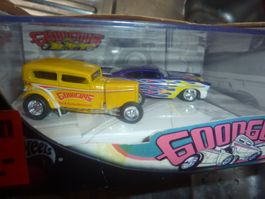 HOT WHEELS