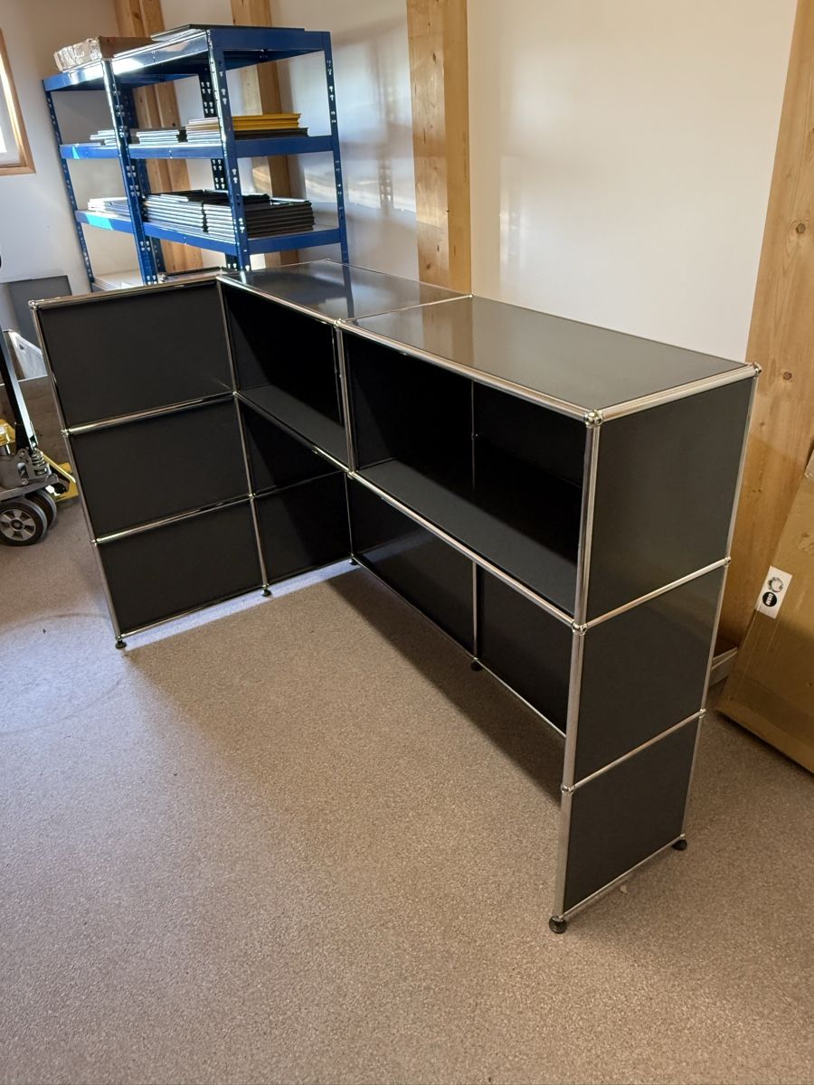 USM Étagères: USM Haller Trennwand Graphitschwarz Q2 – D'occasion à Balsthal par Designhaus.Schmitt 6