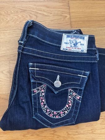 True Religion Jeans, Bootcut, Swarovski Strass, Top Zustand!