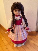 Puppe Mädchen mit Zöpfen
