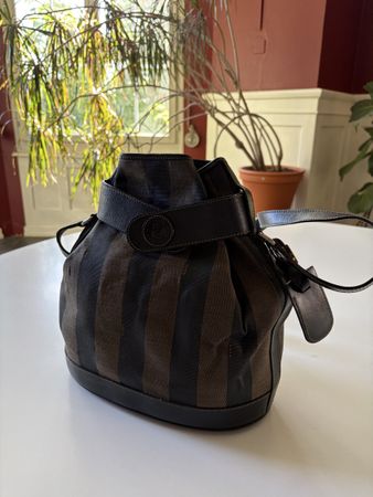 Fendi Beuteltasche Streifen braun Leder - Guter Zustand