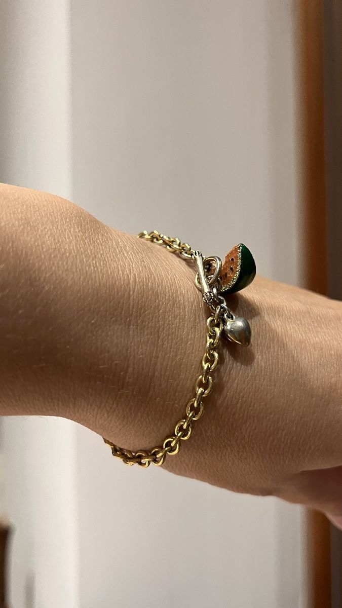 Bracciali & Braccialetti: Bracciale con ciondolo anguria e cuore – Usato da Lugano venduto da yul_fhg2 1