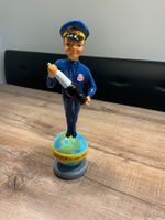 Bosch Figur mit Zündkerze auf Globus guter Zustand