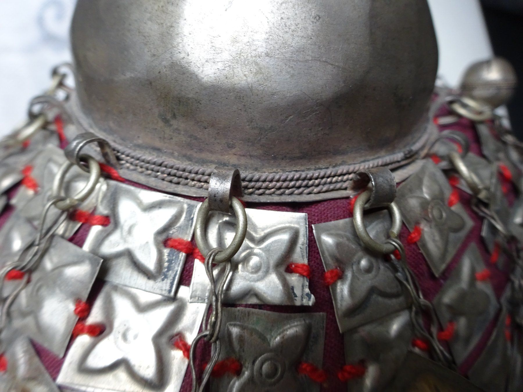 Copricapi, berretti & cappellini: Krone Helm Turban – Usato da Esslingen venduto da eintagammeer 8