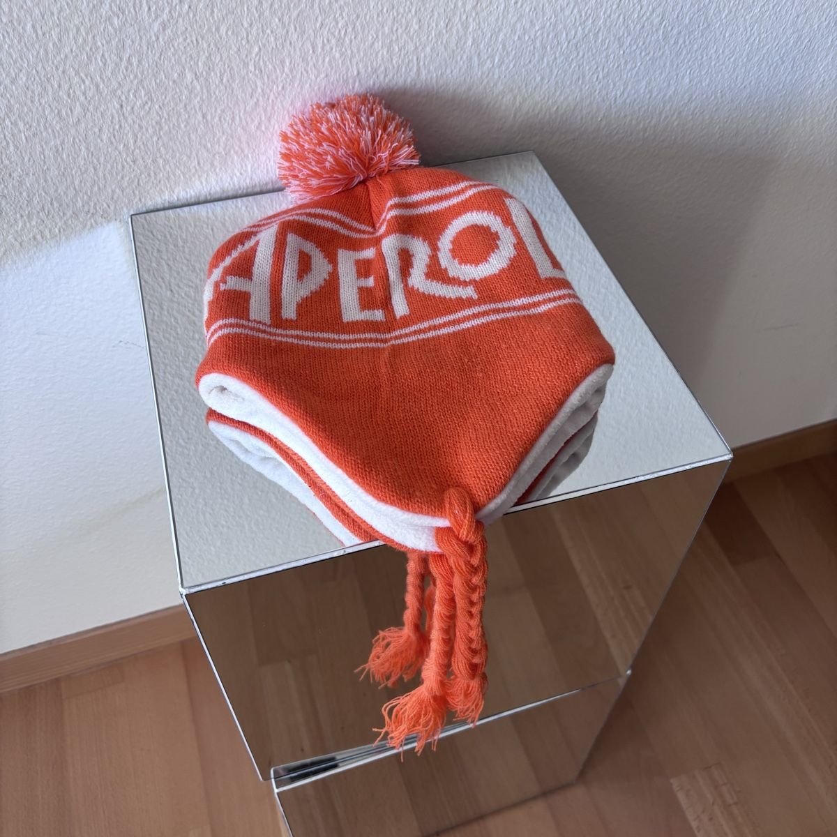 Hüte, Mützen & Caps: ORANGE APEROL STRICKMÜTZE MIT BOMMEL – Neu (gemäss Beschreibung) aus Zürich von sk8dave 1