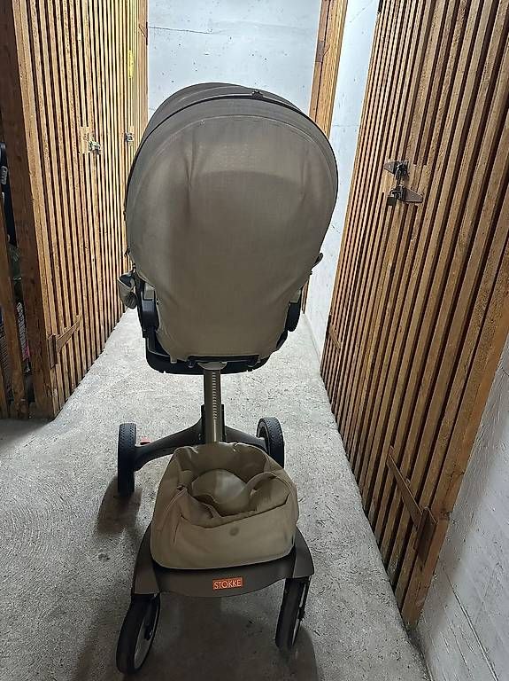 Stokke Carrozzine: Stokke Xplory Kinderwagen Set – Usato da Basel venduto da kimi.86 3