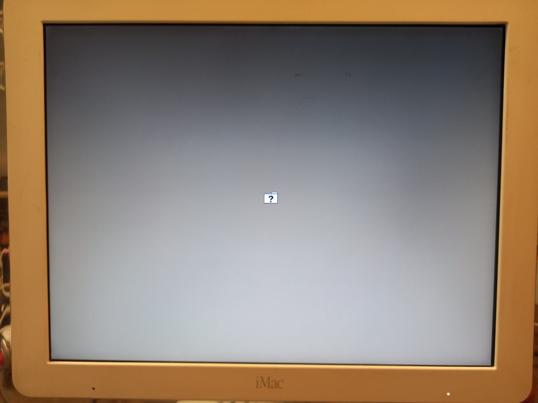 Apple PCs: Apple iMac G4 2002 – Défectueux à Prez-vers-Siviriez par Monija70 1