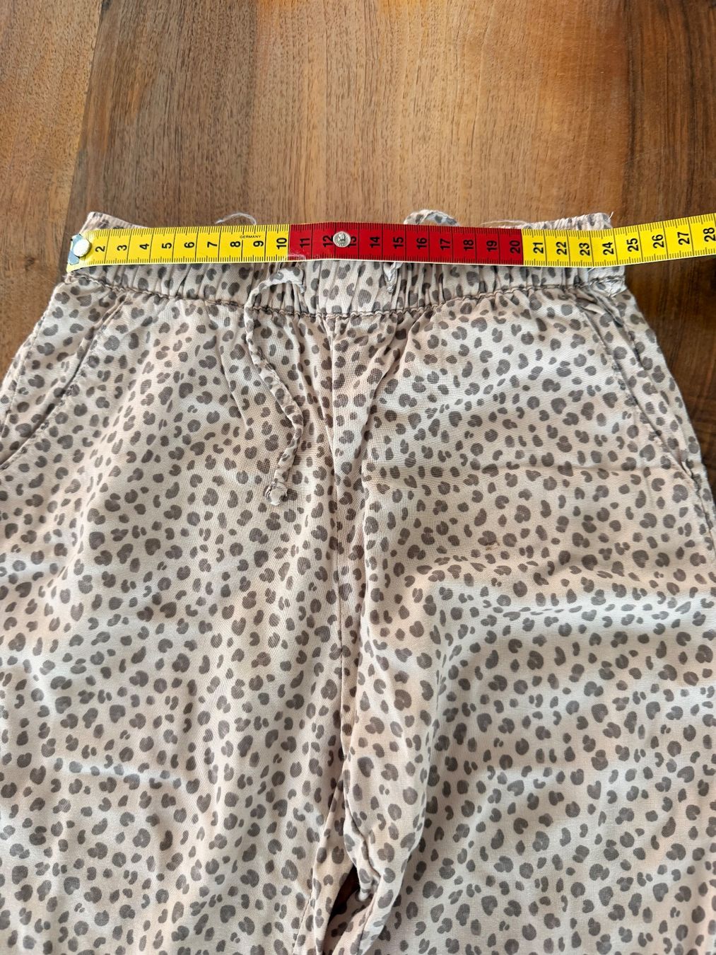 H&M Pantaloni: Hose von H&M, Grösse 110 – Nuovo (secondo la descrizione) da Haslen AI venduto da s176 3