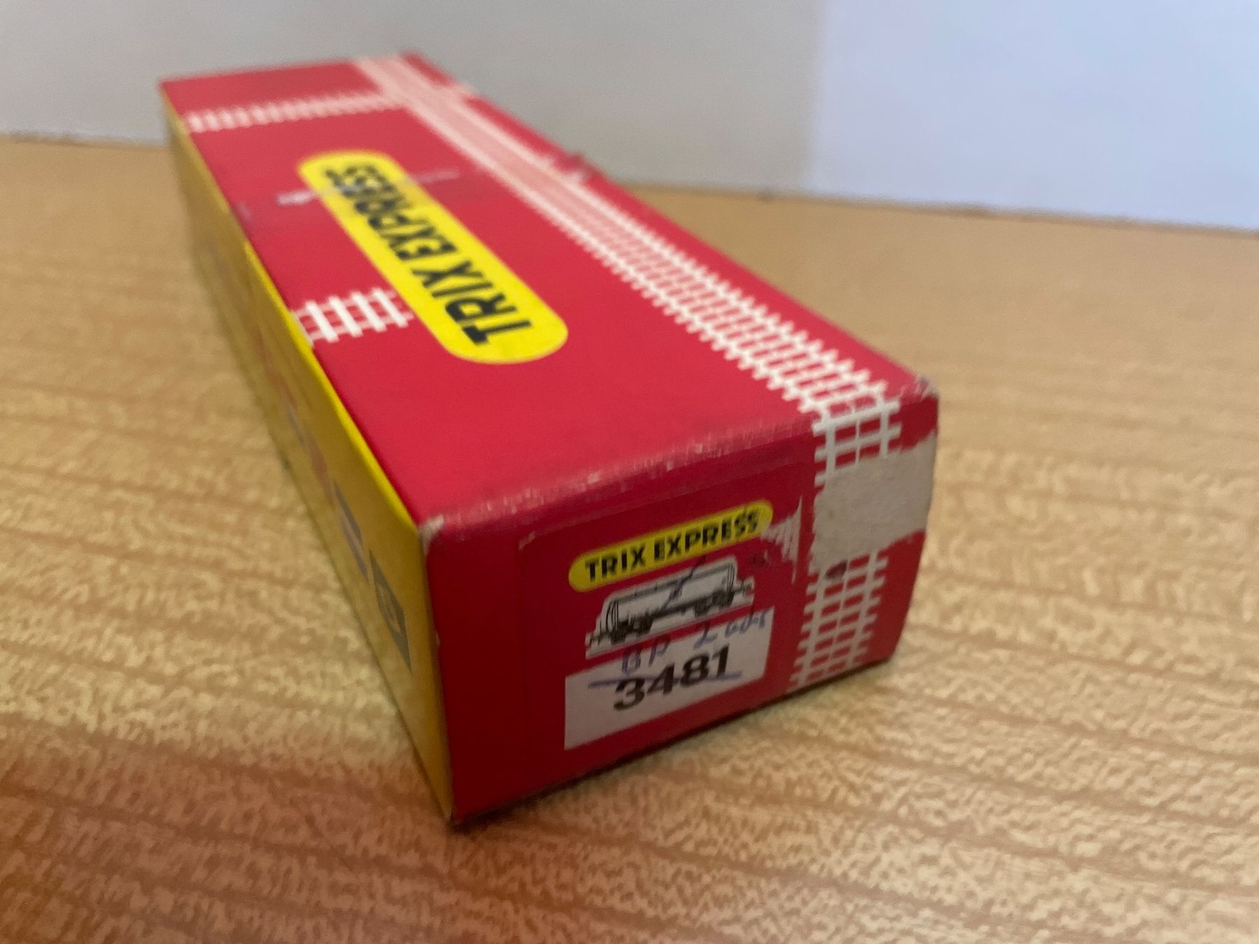 Trix Modellini di ferrovie: Trix Express H0, DB Kesselwagen, BP – Usato da Suhr venduto da Daneli7 5