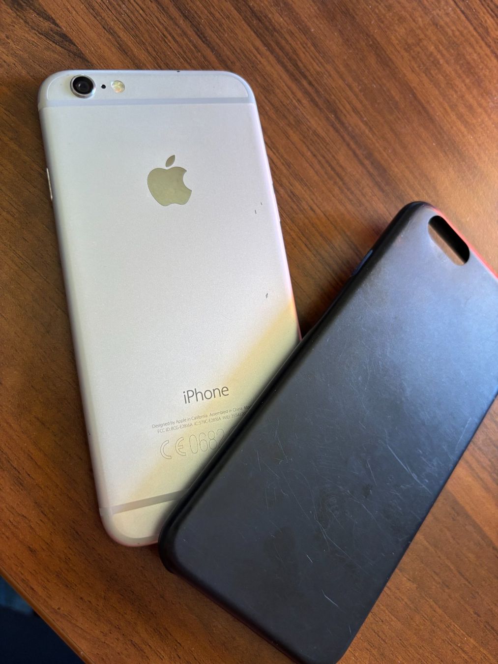 Apple Telefoni cellulari / Smartphones: Apple iphone 6 blanc 16 GB – Usato da Lausanne venduto da mpampouras 4