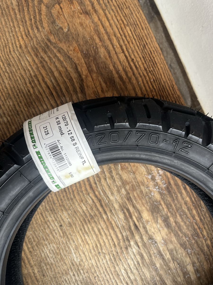Pneus & Kompletträder: Roller Pneu 120/70 12 – Neu (gemäss Beschreibung) aus Appenzell von Fanti22