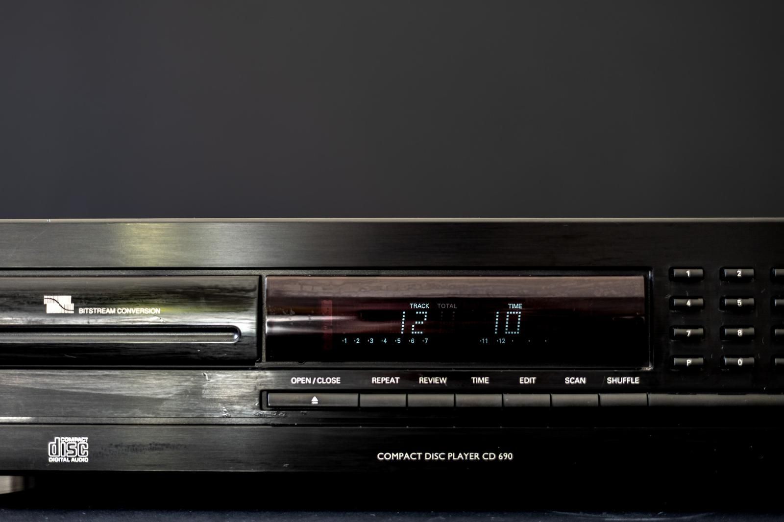 Philips Sistemi audio & multimediali: Philips CD 690 Compact Disc Player | Bitstream | Singapore – Usato da Allschwil venduto da Evgeniia78 3