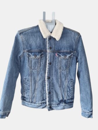 Levi’s Sherpa Trucker Jacke – Grösse S – Neuwertig