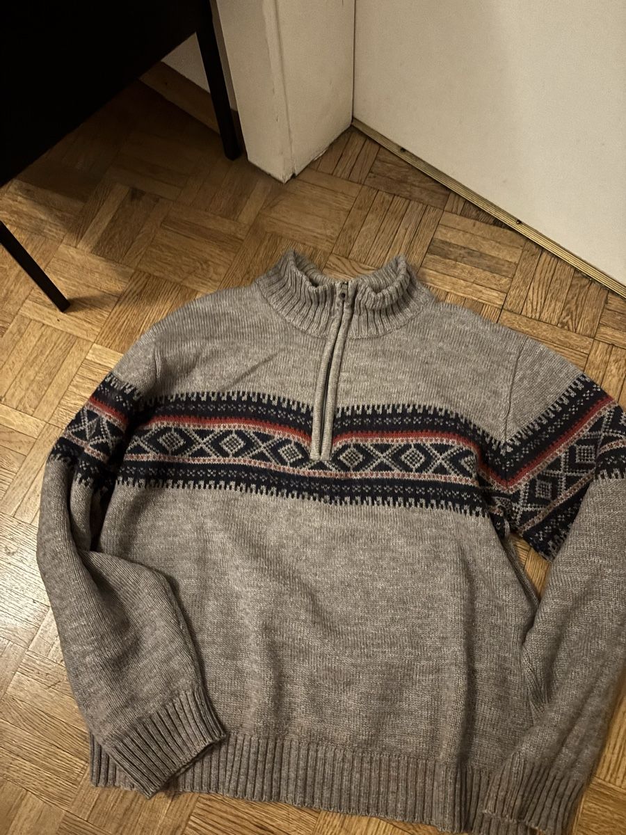 Maglioni & Felpe: Cosy Winter Jumper with Zip, Size M, Good Condition – Usato da Zürich venduto da the_hwh7 1