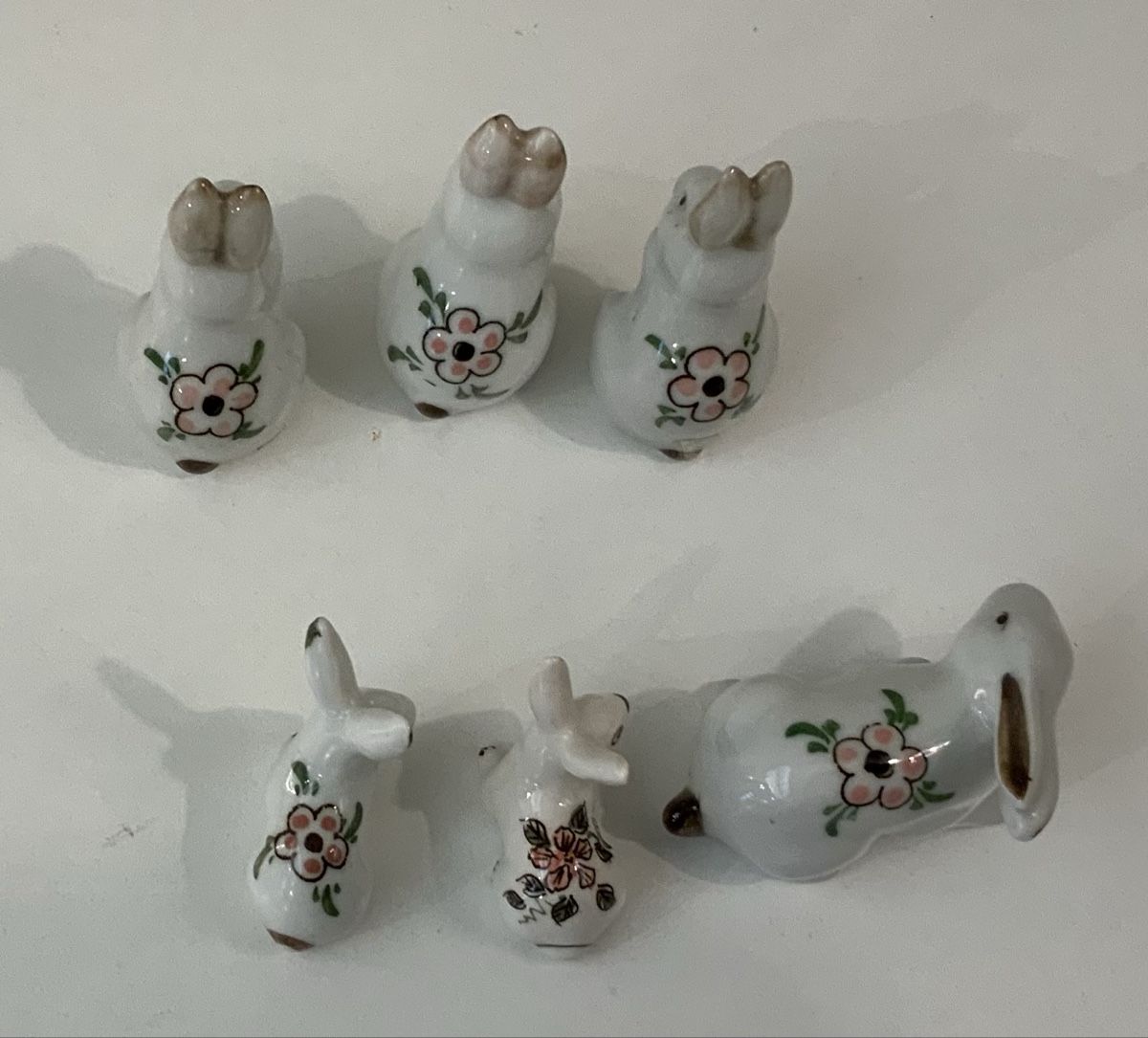 Statuette: Lot de 6 lapins fleuri – Usato da rolle venduto da Tontonjulot 2