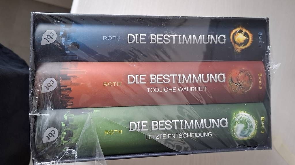 Libri: Die Bestimmungen – Nuovo e nell'imballaggio originale da Aefligen venduto da helinae90 1