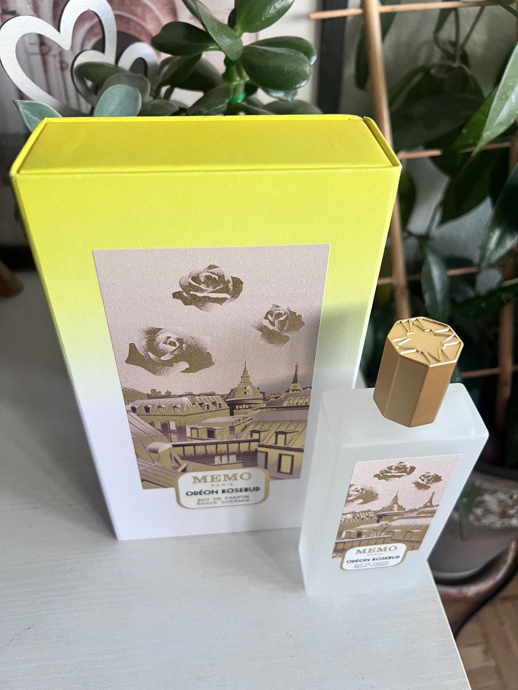 Profumi & Eau de Toilette: Memo Paris Odéon Rosebud Eau de Parfum 75ml – Nuovo (secondo la descrizione) da Effretikon venduto da YaMn 3