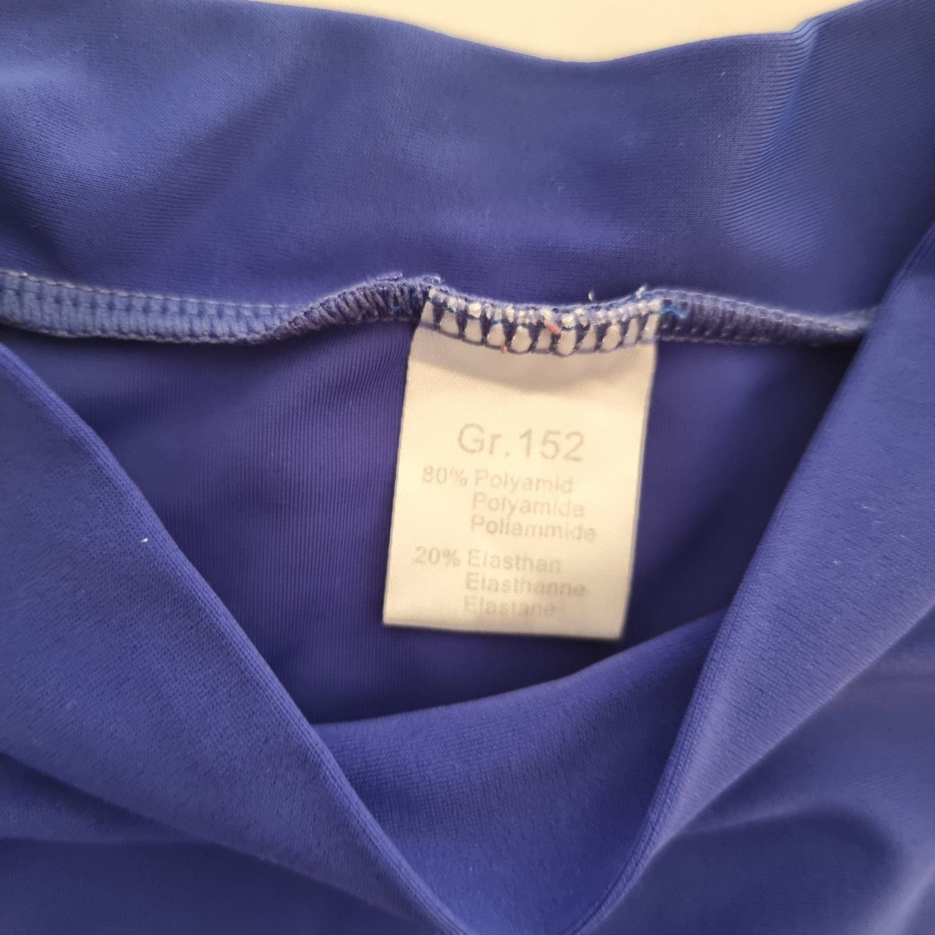 Costumi da bagno: Lässiges Badeshirt Gr. 152 – Usato da Arth venduto da Africa44 3